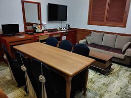 Metropol Tourist Hotel