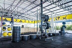 Luxury 5br Pool Villa and Sport Center