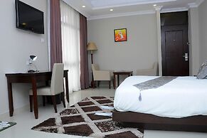 Geza Apartment Hotel
