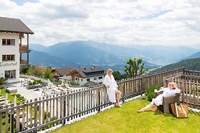Tratterhof Mountain Sky Hotel