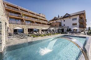 Tratterhof Mountain Sky Hotel