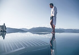 Tratterhof Mountain Sky Hotel
