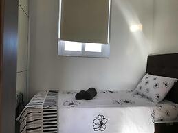 34 Holiday Suites St Paul's