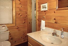 Jon's Pond on Cosby Creek - 2 Bedrooms, 2 Baths, Sleeps 6 Cabin by Red