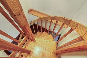 Into the Wild - 2 Bedrooms, 3 Baths, Sleeps 6 Home by RedAwning