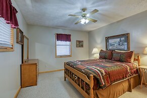 Into the Wild - 2 Bedrooms, 3 Baths, Sleeps 6 Home by RedAwning