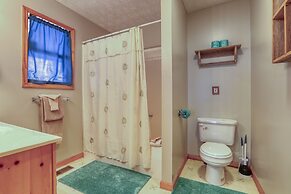 Into the Wild - 2 Bedrooms, 3 Baths, Sleeps 6 Home by RedAwning