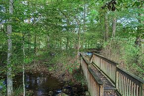 Sweet - 2 Bedrooms, 2 Baths, Sleeps 6 Cabin by RedAwning