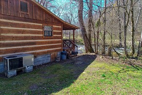 Creekside Memories - 2 Bedrooms, 2 Baths, Sleeps 6 Cabin by RedAwning