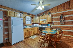 Creekside Memories - 2 Bedrooms, 2 Baths, Sleeps 6 Cabin by RedAwning