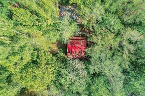 Elk Run On Cosby Creek - 2 Bedrooms, 2 Baths, Sleeps 7 Cabin by RedAwn