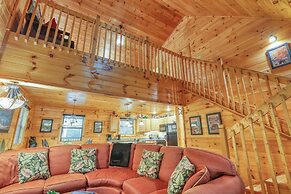 Elk Run On Cosby Creek - 2 Bedrooms, 2 Baths, Sleeps 7 Cabin by RedAwn