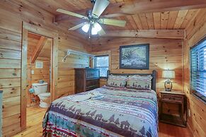 Creek Heaven - 2 Bedrooms, 2 Baths, Sleeps 6 Cabin by RedAwning