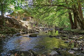 Creek Heaven - 2 Bedrooms, 2 Baths, Sleeps 6 Cabin by RedAwning