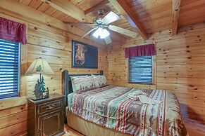 Creek Heaven - 2 Bedrooms, 2 Baths, Sleeps 6 Cabin by RedAwning