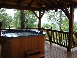 Mountain View - 2 Bedrooms, 2 Baths, Sleeps 6 Cabin by RedAwning