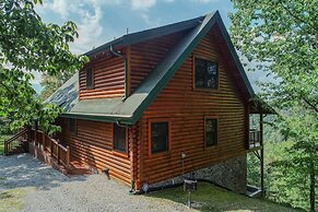 Mountain View - 2 Bedrooms, 2 Baths, Sleeps 6 Cabin by RedAwning