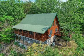 Mountain View - 2 Bedrooms, 2 Baths, Sleeps 6 Cabin by RedAwning