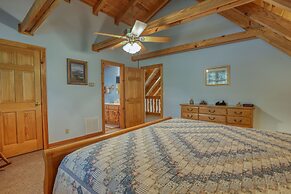 Mountain View - 2 Bedrooms, 2 Baths, Sleeps 6 Cabin by RedAwning