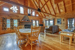 Mountain View - 2 Bedrooms, 2 Baths, Sleeps 6 Cabin by RedAwning