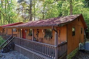 Whispering Creek - 2 Bedrooms, 1 Baths, Sleeps 6 Cabin by RedAwning
