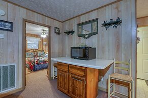 Whispering Creek - 2 Bedrooms, 1 Baths, Sleeps 6 Cabin by RedAwning