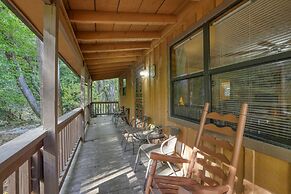 Whispering Creek - 2 Bedrooms, 1 Baths, Sleeps 6 Cabin by RedAwning