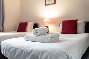 The Royal Hotel Crewe, A BRILLIANT Collection