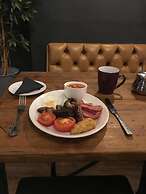 The Royal Hotel Crewe, A BRILLIANT Collection