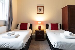 The Royal Hotel Crewe, A BRILLIANT Collection