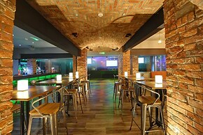 The Royal Hotel Crewe, A BRILLIANT Collection