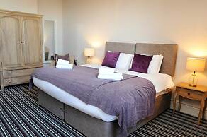 The Royal Hotel Crewe, A BRILLIANT Collection