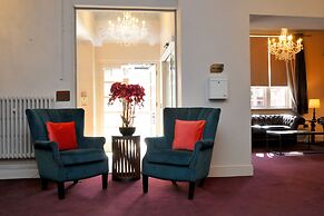 The Royal Hotel Crewe, A BRILLIANT Collection