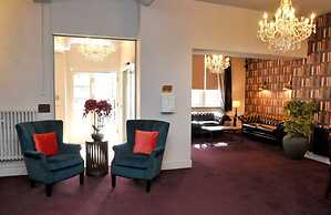 The Royal Hotel Crewe, A BRILLIANT Collection