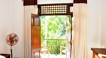 Nine Arch Holiday Resort