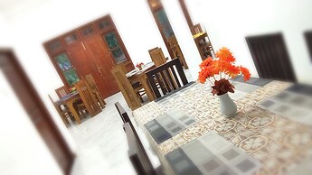 Nine Arch Holiday Resort
