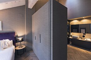 Palacio Salvetti Suites