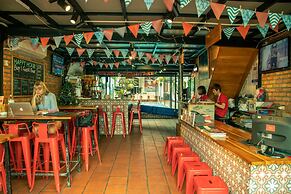 7Fridays Westlake Hostel