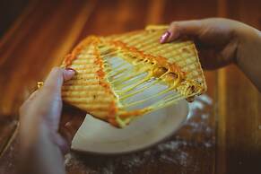 7Fridays Westlake Hostel