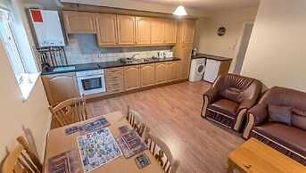 An Sean Ostan Apartments