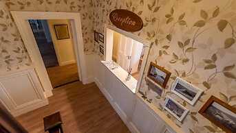 An Sean Ostan Apartments