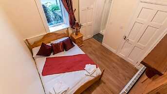 An Sean Ostan Apartments