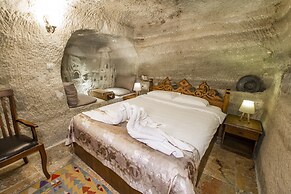 Kayadibi Cave Otel