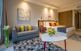 The Ray Hotel & Studios
