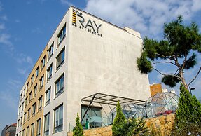 The Ray Hotel & Studios