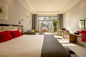 The Ray Hotel & Studios