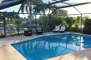 House Savona by Vacationhit