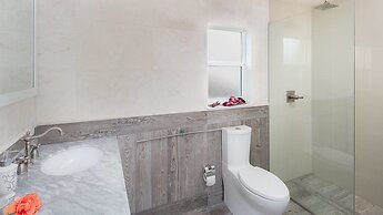 House Savona by Vacationhit