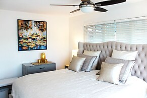 House Savona by Vacationhit