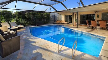 House Savona by Vacationhit